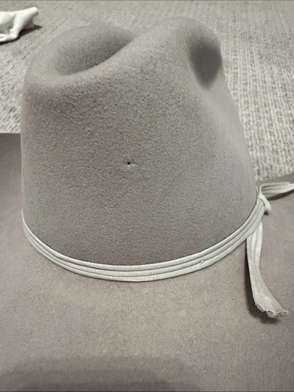 AMERICAN HAT COMPANY felt silver cowboy hat size 6 3/4